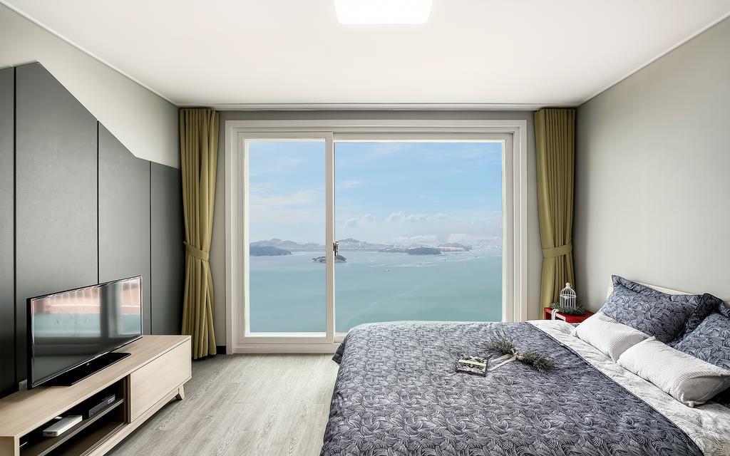 Yeosu Blooming Pension Eksteriør bilde